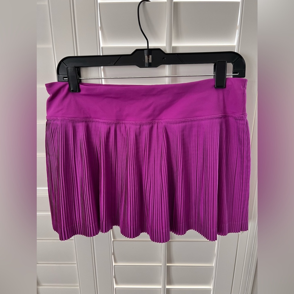Lululemon Pleat to street skirt